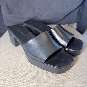 Steve Madden Black Platform Mule Heels – Size 9M